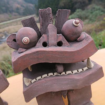 ふるさと納税 安芸太田町 【広島県安芸太田町・風炎窯】〜魔除けでがんす!シーサー特大でがんす! |  | 01