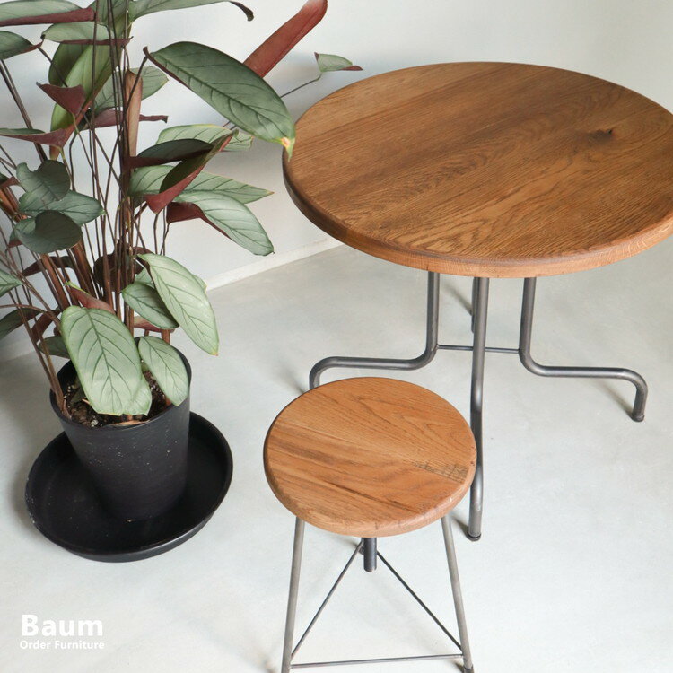 【ふるさと納税】【選べる素材】ダイニングテーブル　丸テーブル　オーク（ナチュラル／ダークブラウン）・ウォールナット ※北海道・沖縄・離島への配送不可