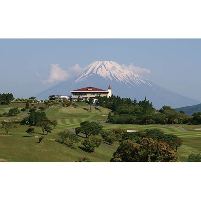 【ふるさと納税】箱根くらかけゴルフ場　1ラウンドセルフプレー券(4名様分)平日/全日 | ゴルフ場 利用券 チケット ゴルフ スポーツ アウトドア 首都圏 関東 ゴルフ好き 休暇 ギフト プレゼント ゴルフ券 プレー券 施設利用券 4人 人気 おすすめ 神奈川 箱根