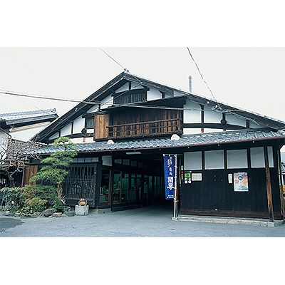 
酒蔵見学プレミアムコース(1名様～10名様まで)お土産付き【1086807】
