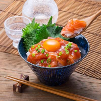 ふるさと納税 紋別市 漬けサーモン〜スモーク風味〜　2個セット |  | 02