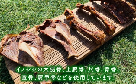 6回定期便　大型犬向け☆天然いのししのスモーク骨ガム3本 わんこin食堂/吉野ヶ里町[FCG071]