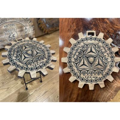 ふるさと納税 下呂市  【ウォルナット】サイドテーブル Deepshadow 机 彫刻 キャンプ【93-11【1】】 |  | 01