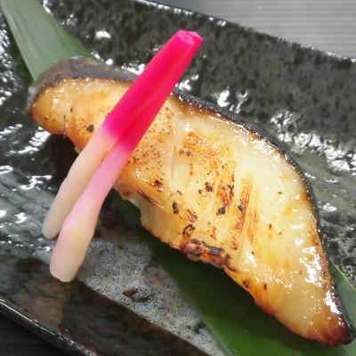 ふるさと納税 釜石市 麻生三陸のリアスの恵みシリーズ　西京漬け詰合せ(2種6切/銀鱈・金目鯛) |  | 01
