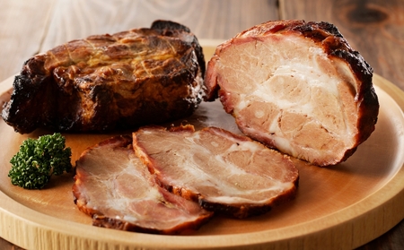 【肩ロース肉】焼豚1本（国産豚肉）★特製タレ付き