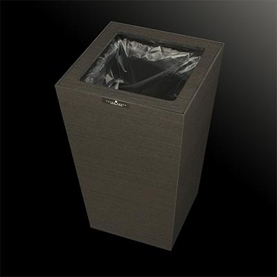ふるさと納税 海南市 和歌山県海南市 バスク ダストボックス スクエア 7L ブラック ソファの横に置きたい木目調ゴミ箱。 |  | 02