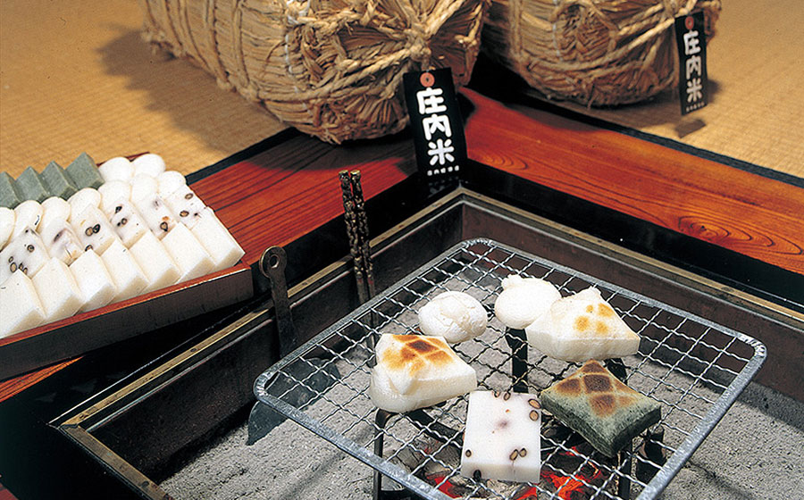 【令和7年12月発送】荘内おばこ餅 詰合せ（丸もち・切もち・豆もち・草もち） 各400g　山形県鶴岡産　K-724　鶴岡市農業協同組合