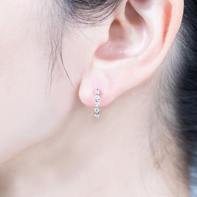 ふるさと納税 甲府市 【ジュエリーの街、山梨県甲府市】ダイヤ0.34ct K18WGピアリング　LE346W |  | 03