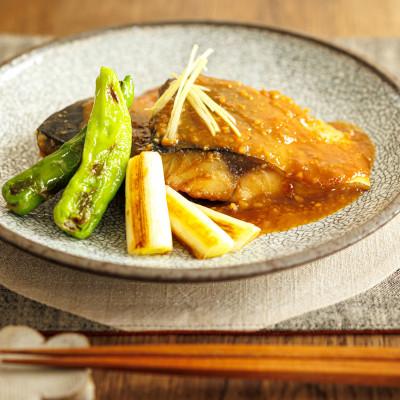 ふるさと納税 釧路町 北海道産 鯖(さば)のみを、低温で一夜干しにした低温熟成<半身 210g以上>×3尾 |  | 02