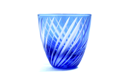 浅草切子 KANA KURITA「ぐい呑 滝縞斜め 青藍/金赤＜艶消し＞」ペアセット 木箱入り_0012-105-T07