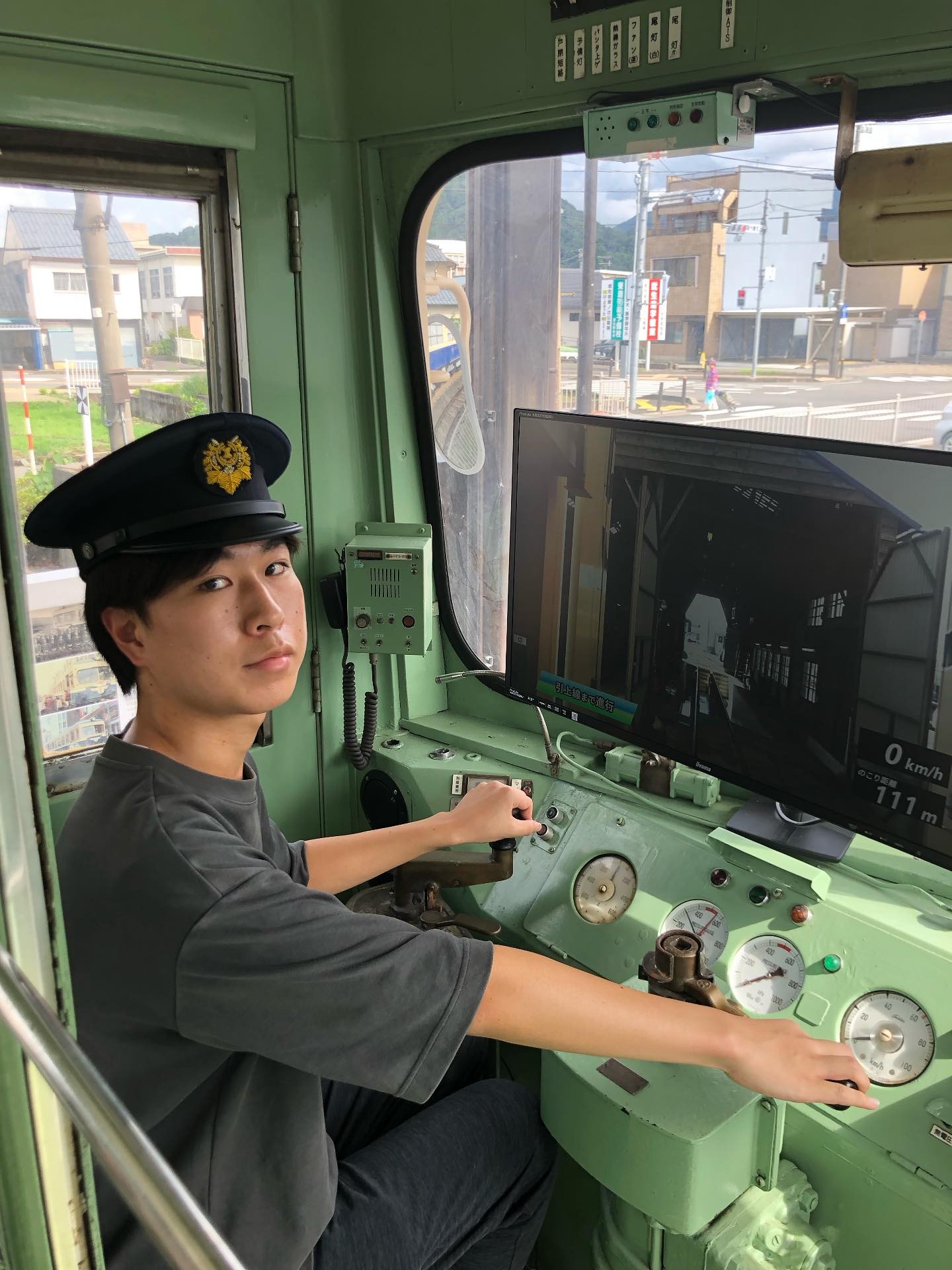 
                  福井鉄道　運転シミュレーター体験（寄付の使い道に「地域鉄道応援」を選択された県外在住の方のみ）
                
