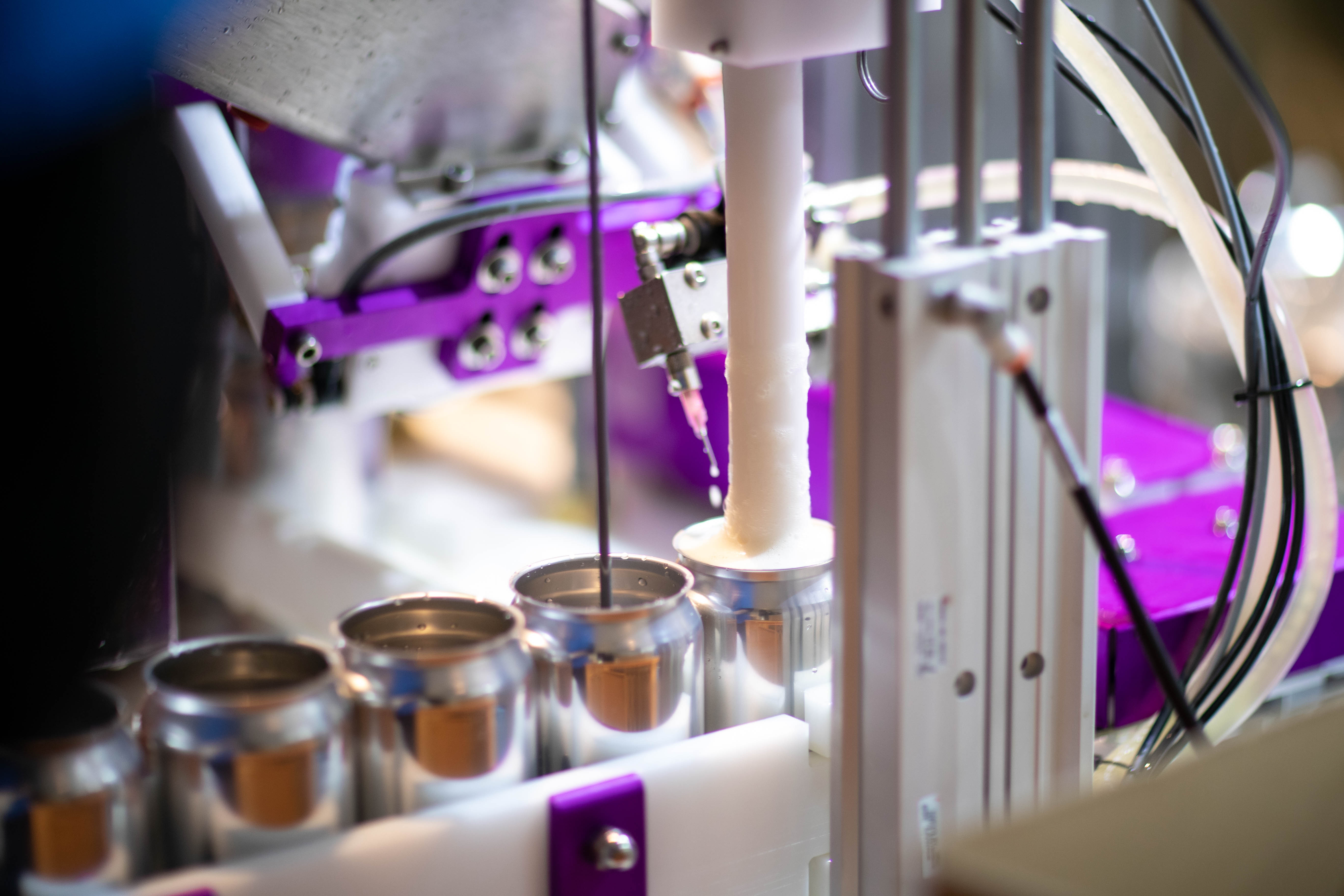 【定期便3回】 クラフトビール 遠野醸造 缶ビール 3種×2本 合計 6本 詰め合わせ セット お酒 地酒 プレゼント ギフト お祝い 感謝 誕生日  美味しい ビール お取り寄せ 飲み比べ  缶【数