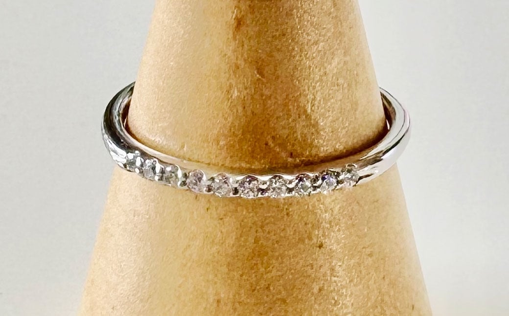 プラチナダイヤモンドリング ハーフエタニティーリング 0.10カラット 【AK-5469/0001】 