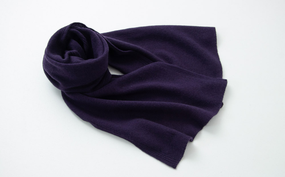 
                  【UTOカシミヤ】天使のマフラー〈ダークバイオレット〉 カシミヤ 100% 岩手県 北上市 H0129
                