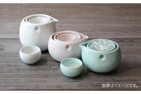 【美濃焼】ころん 冷酒器 桃色【ヤマ亮横井製陶所】【TOKI MINOYAKI返礼品】食器 おちょこ とっくり お猪口 徳利 片口 日本酒 冷酒 酒器 ピンク 桃色 ホワイト 白 シンプル かわいい 