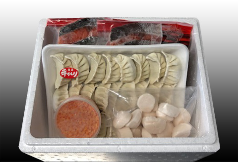 餃子25個、紅鮭5切×2P、いくら醤油漬100g×1P、ほたて200g×1P B-76014