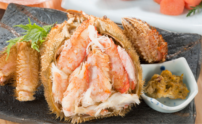 【漁獲量日本一】至福の逸品！特選冷凍「枝幸毛がに」約800g×2尾【 毛蟹 毛ガニ オホーツク 北海道 加工食品 地域のお礼の品 カタログ 毛ガニ 北海道 オホーツク 枝幸 】