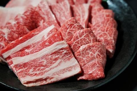 【神戸牛 牝】日常使いにおすすめ！焼肉 400g 川岸畜産　13-29