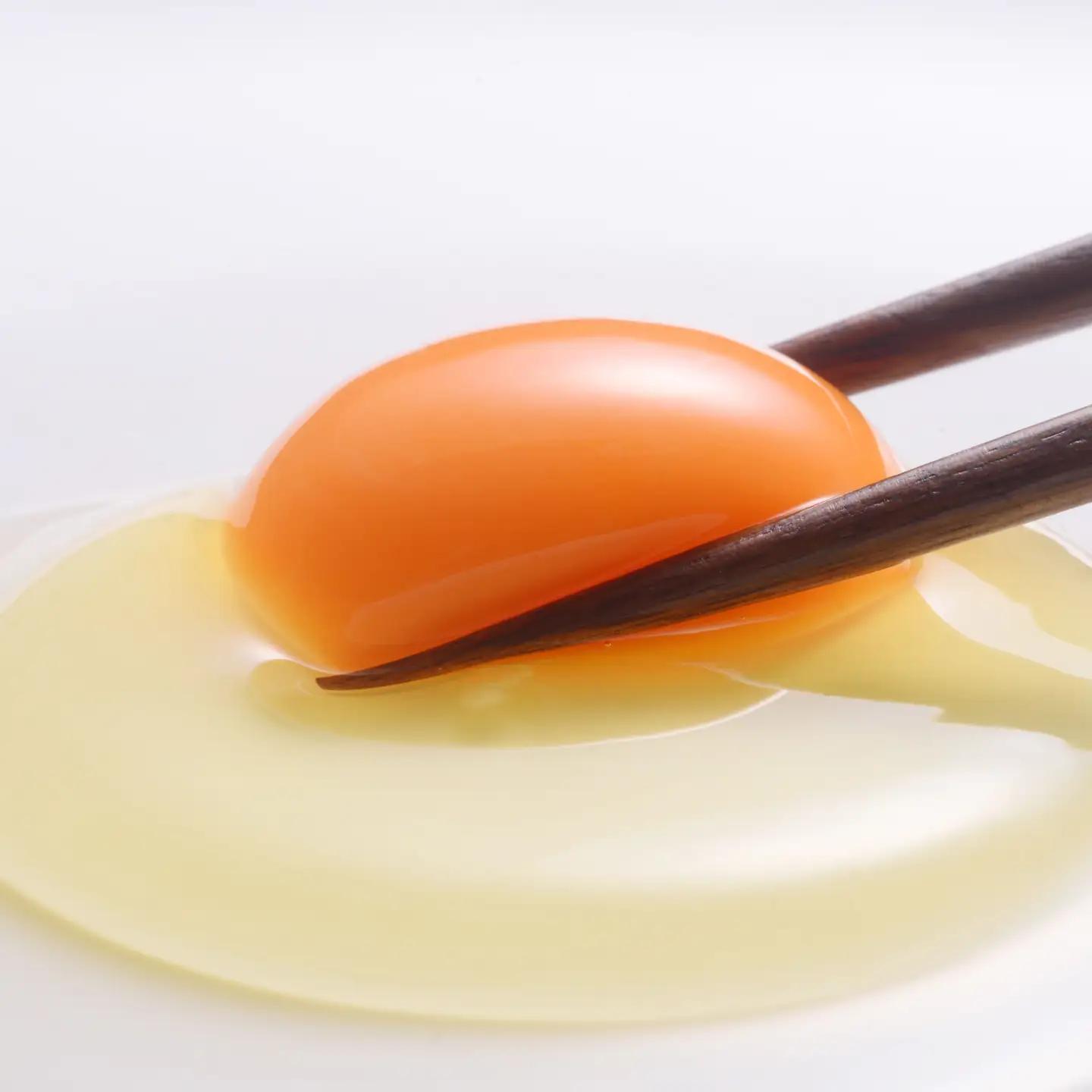 【全12回 定期便】赤玉アスタキサンチン卵 30個｜たまご 玉子 菜の花エッグ 自社農場 定期便 すぐ発送 常温 抗酸化 健康 新鮮 卵かけご飯 ギフト 君津養鶏場直送｜千葉県 君津市