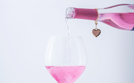 ＜新感覚！バラの香りにつつまれるお酒＞ローズシェリエ G 500ml 佐賀県/株式会社Rose [41AAAS005]