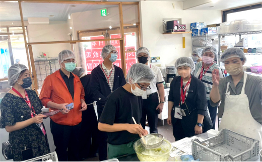 施設見学 パン屋 見学ツアー 体験 ランチ お土産 付き 選べる エリア 亀吉 事業モデル 職場見学 お仕事見学 仕事ツアー パン ぱん pan 惣菜パン 菓子パン 食事パン 美味しい 朝食 パンセッ