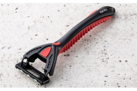 ＜５枚刃使い捨てカミソリ＞■IGNIS　敏感肌用12本（３本入り×４個）◇貝印 （剃刀・かみそり）H5-207