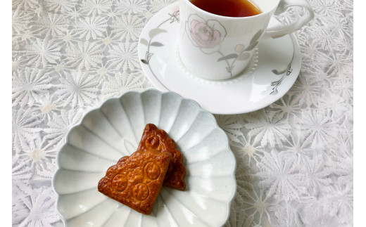 菓子  能登の恵みの卵で作った「サブレ・ド・カーン」2枚 [西洋郷土菓子あいりす 石川県 宝達志水町 38600920] お菓子 洋菓子 おかし スイーツ 焼き菓子 おやつ クッキー サブレ