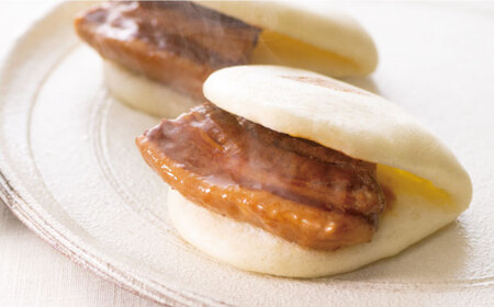 【2回定期便】長崎 角煮まんじゅう 12個 ･ 大とろ 角煮まんじゅう 10個 計22個 大村市 岩崎本舗[ACAH050]