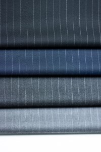 水の都・大垣産　高級服地＜SUITO WOOL＞使用　オーダースーツ２着お仕立券