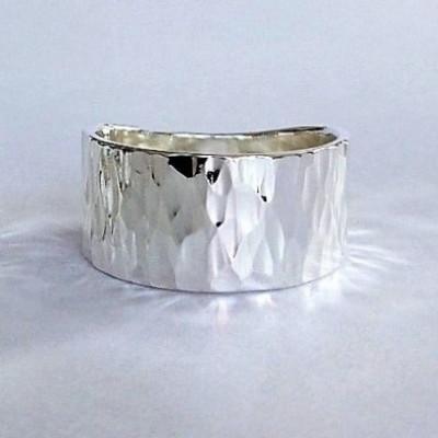 ふるさと納税 藤沢市 SV 幅広リング(縦長槌目) P1(0号)〜30号 ピンキーリング ご希望サイズで制作 |  | 02