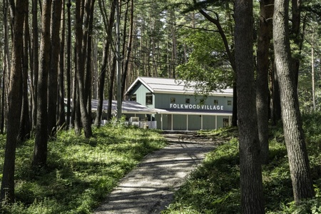 FOLKWOODVILLAGE 手ぶらでキャンプ体験チケット（３名様用） 宿泊券 キャンプ体験 1泊 チケット 3名様 FOLKWOOD VILLAGE 八ヶ岳 手ぶら 自然 初心者 複合施設 体験 