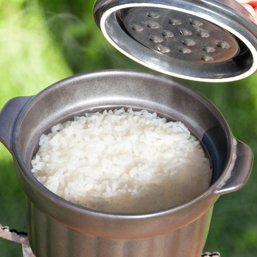 【萬古焼（ばんこやき）】焚き火ごはん鍋（1合炊き）と減農薬栽培のお米（コシヒカリ・ヒカリ新世紀・ミルキークイーン）の食べくらべ3種セット_イメージ2
