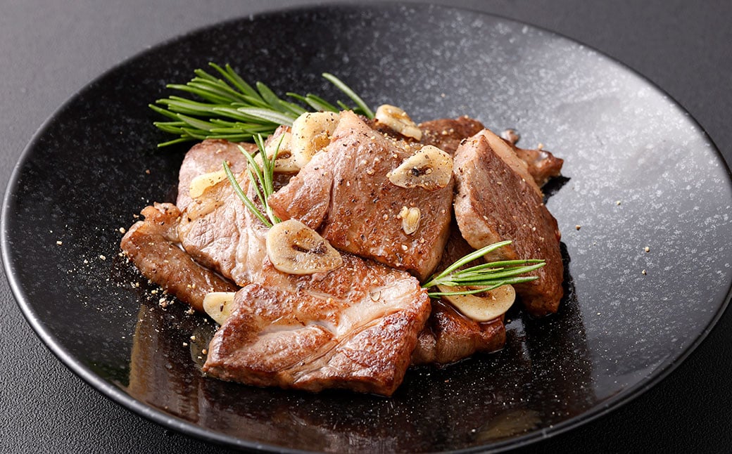 【3ヶ月毎4回定期便】 くまもと黒毛和牛サイコロステーキ 計約1.6kg（約400g✕4回） 牛肉 和牛