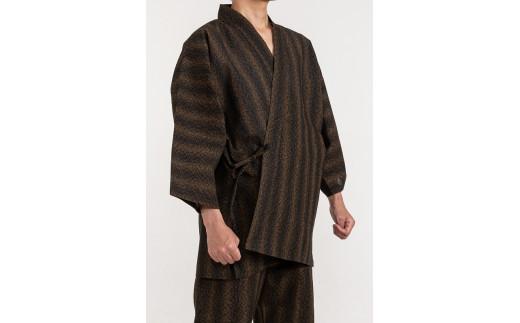 061-26　【茶×黒・Mサイズ】織り・縫製　地元遠州製　総絣作務衣