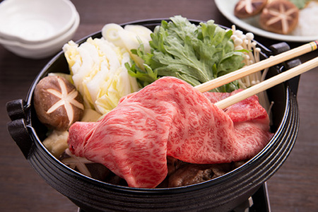 【厳選部位】【A4~A5】博多和牛 サーロイン しゃぶしゃぶすき焼き用 600g 吉富町/株式会社MEAT PLUS[BGAB019]