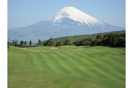 芦の湖カントリークラブ平日ゴルフ利用券【4名】