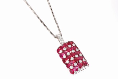 【一点もの】ルビー（5.37ct）ダイヤモンドプラチナペンダント　R76　K05132-H