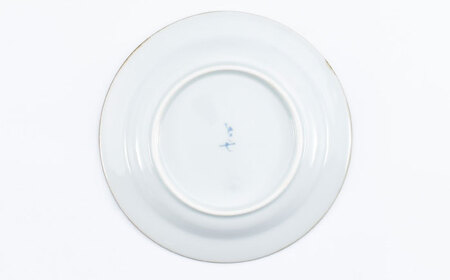 【有田焼】つる花唐草リムプレート2枚組 / 焼き物 磁器 / 佐賀県 / 株式会社まるぶん[41APCD074]