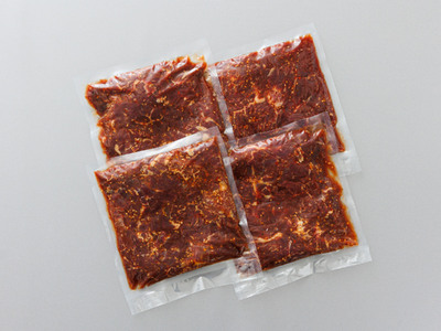 焼肉食材専門店トリプリしおた「北海道産牛使用　特撰　味付牛ハラミ」(300g×4パック)_大容量 小分け 徳用パック 国産 希少 牛肉 焼肉 サガリ ハラミ 牛 焼き肉 BBQ bbq 一人暮らし セ