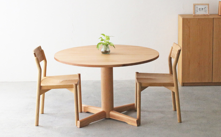 ダイニングチェア KIKORI クリ材 1脚 秋山木工 秋山木工株式会社 木製 椅子 国産 家具 シンプル ナチュラル おしゃれ リビング キッチン 藤枝家具 木工 雑貨 インテリア 静岡県 藤枝市