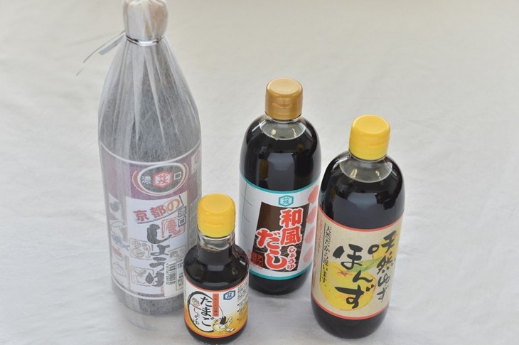 
                  タケモ醤油・醤油セット
                