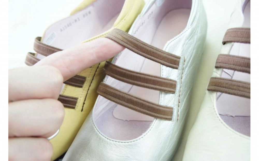 超軽量3本ゴムスリッポンシューズ　21.0～24.5cmまで