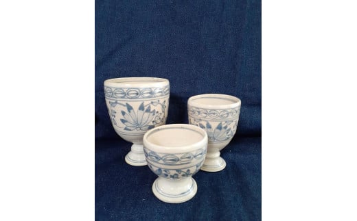 
                  陶器（グラス３点セット）
                