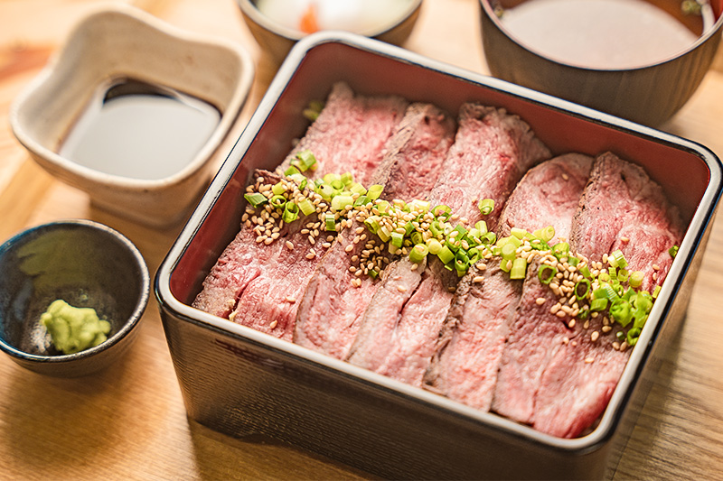 【ASOおぐに観光協会】阿蘇 小国町 観光商品券 5万円 1000円×50枚 現地引き取り 杖立温泉 わいた温泉郷 湯けむり 蒸し湯 ジャージー牛乳 小国杉 旅行 観光 宿泊 飲食 お買い物 お土産 