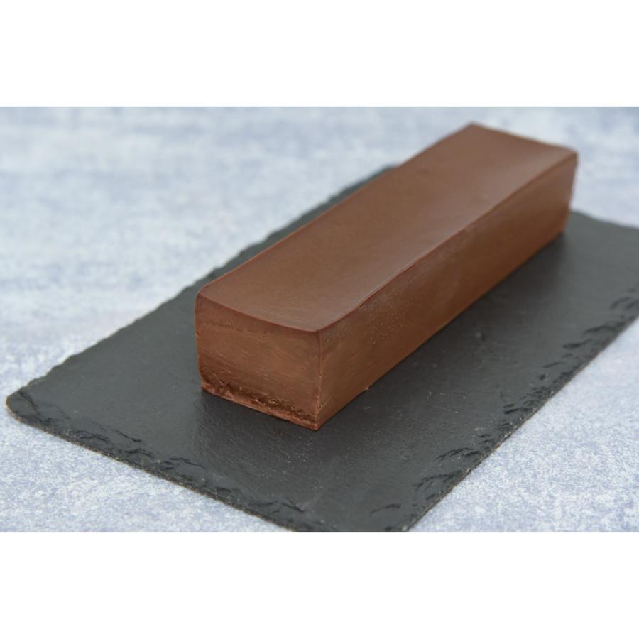 ＜お菓子と珈琲　赤池商店＞わすれられない。極上チョコテリーヌ（はじめてのチョコレートの記憶編）