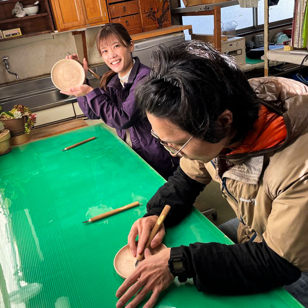 【ふるさと納税】【平日限定】栃の木を使用した木彫り体験チケットA（2名様分）　体験チケット・木彫り体験・2名様