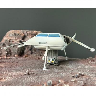 ふるさと納税 高石市 ウルトラマン　科学特捜隊宇宙船白鳥号/Q星着陸(オリジナル1点もの)レジンキャスト製塗装済完成品 |  | 01