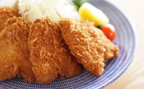 揚げるだけ！アジフライとイカフライセット 《 対馬市 》【 対馬逸品屋 】 肉厚 アジ イカ サクサク 海鮮 簡単調理 冷凍 [WAF024]