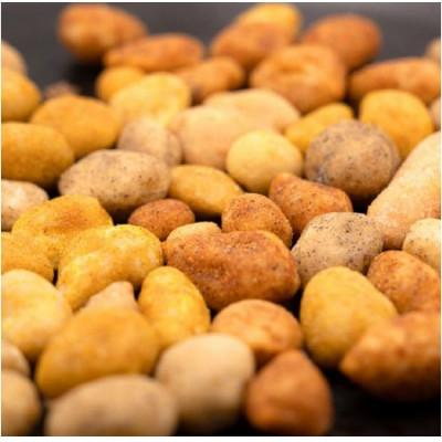 ふるさと納税 糸満市 おつまみ スパイシーミックスナッツ 96g(16g×6パック)×5袋入り 小分けタイプ |  | 02