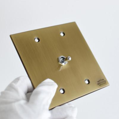 ふるさと納税 木津川市 HITTITEのトグルスイッチ　真鍮色　B(1口正方形) |  | 02